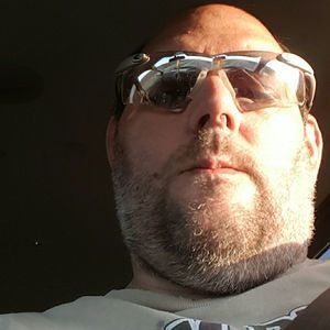 Meet your Posher, Joel